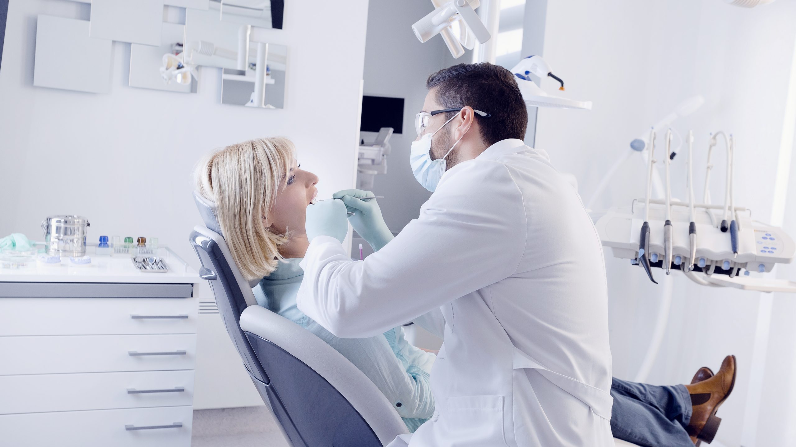 Dentist in Mims, FL